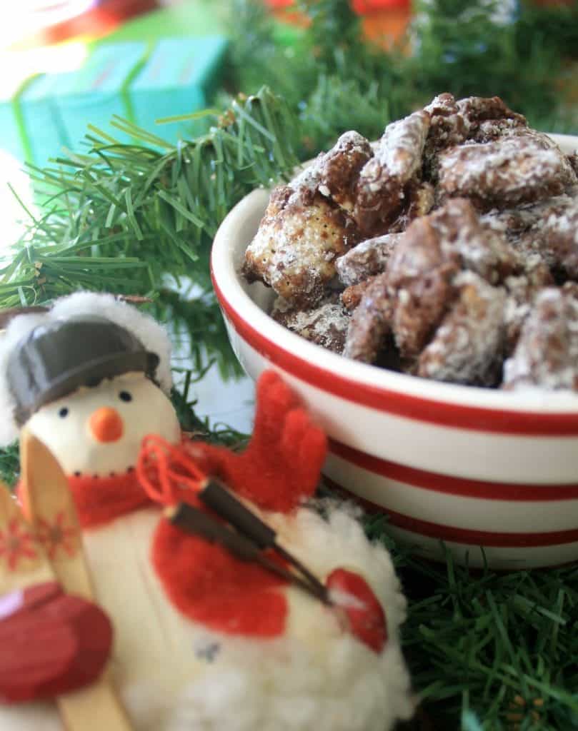 Chex Muddy Buddies is an easy dessert that's chocolatey and delicious. by Mama Maggie's Kitchen