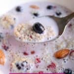 Healthy Breakfast Berry Almond Quinoa Bowl - a yummy and good-for-you way to start your day. It will keep you fuller longer - by Mama Maggie's Kitchen