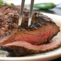 This mouthwatering Balsamic Jalapeño Grilled Tri Tip is so tender and yummy. It’s what summer nights are made of. - by Mama Maggie’s Kitchen