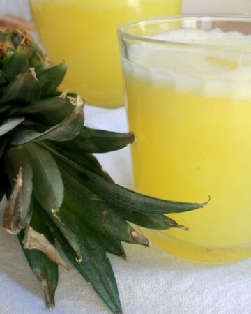 Pineapple Agua Fresca, or Agua de Piña, is a refreshing and light beverage from our friends in Mexico. Delicious and perfect during the warmer months. By Mama Maggie’s Kitchen