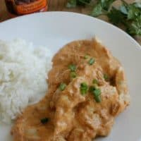 Jazz up dinner with this recipe! Chicken in Creamy Chipotle Sauce, or Pollo al Chipotle, is a rich and delicious dish that will make you want to lick the plate clean. By Mama Maggie’s Kitchen