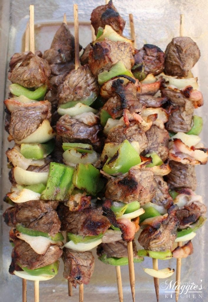 Cooked Northern Style Mexican Beef Skewers (or Alambre de Res Norteño)