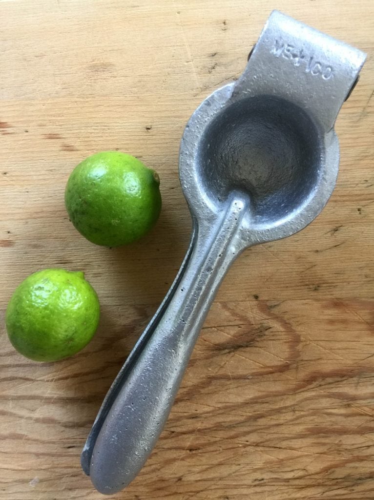 2 Key Limes and Juicer 
