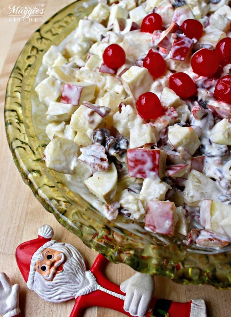 Ensalada Navideña (or Mexican Christmas Fruit Salad) is a mixture of apples and other fruits covered in a dreamy and creamy dressing. 