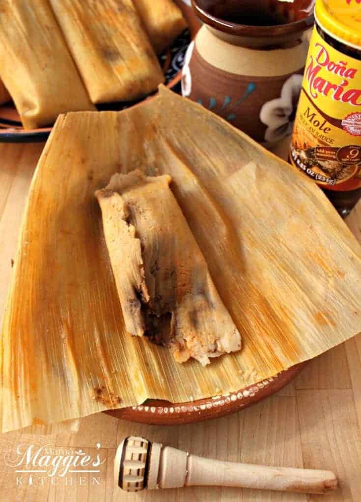 Chicken Mole Tamales [VIDEO] Mamá Maggie's Kitchen
