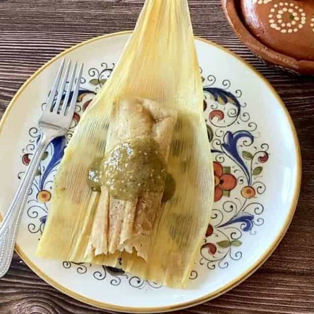 Chicken Salsa Verde Tamales + VIDEO